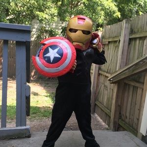 Meet your Posher, Derek